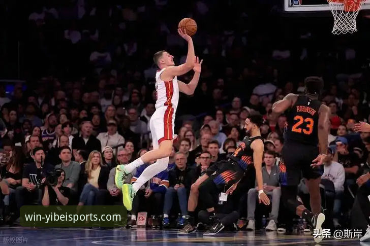 火箭主场大胜尼克斯，一场酣畅淋漓的攻防教学